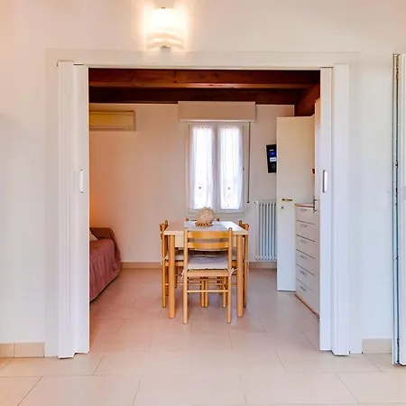 Summer - Casa A Due Passi Dal Mare Con Free Parking E Wi-fi Appartamento *