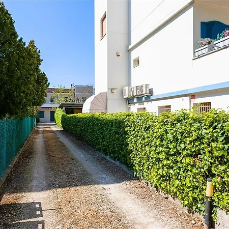 Summer - Casa A Due Passi Dal Mare Con Free Parking E Wi-fi